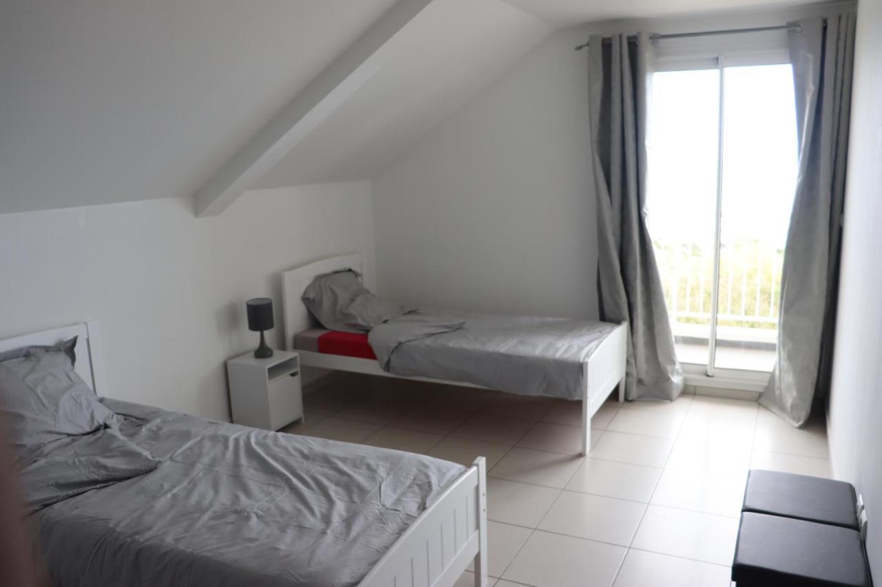Le Sandivel Saint-Denis Esterno foto